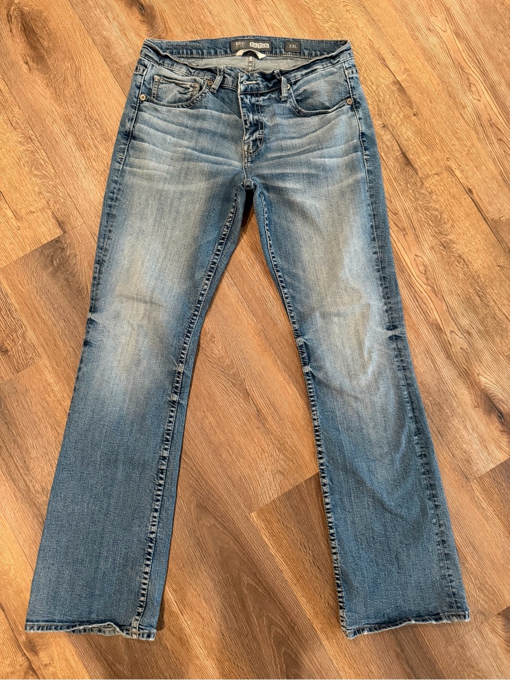 BKE Men’s Jake light Blue Straight Leg Jeans